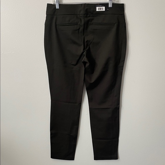 Dalia Women's Pull-on Stretch Comfort Slim Leg Dress Pants Green, Size L / Z8 - Picture 2 of 4